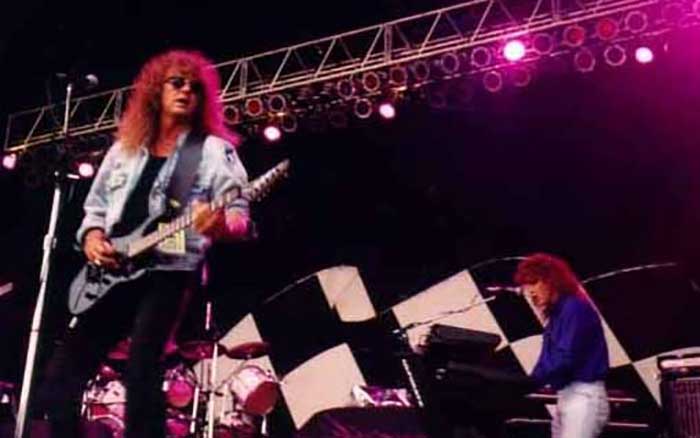 1993- opening for Foreigner at Sandstone Ampitheater, 20,000 in attendance